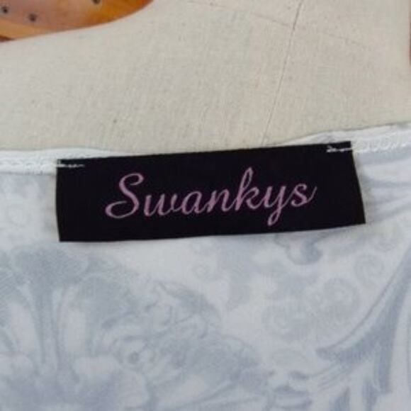 SWANKYS Asymmetrical Sleeves Embellished Tunic Top - Picture 5 of 5